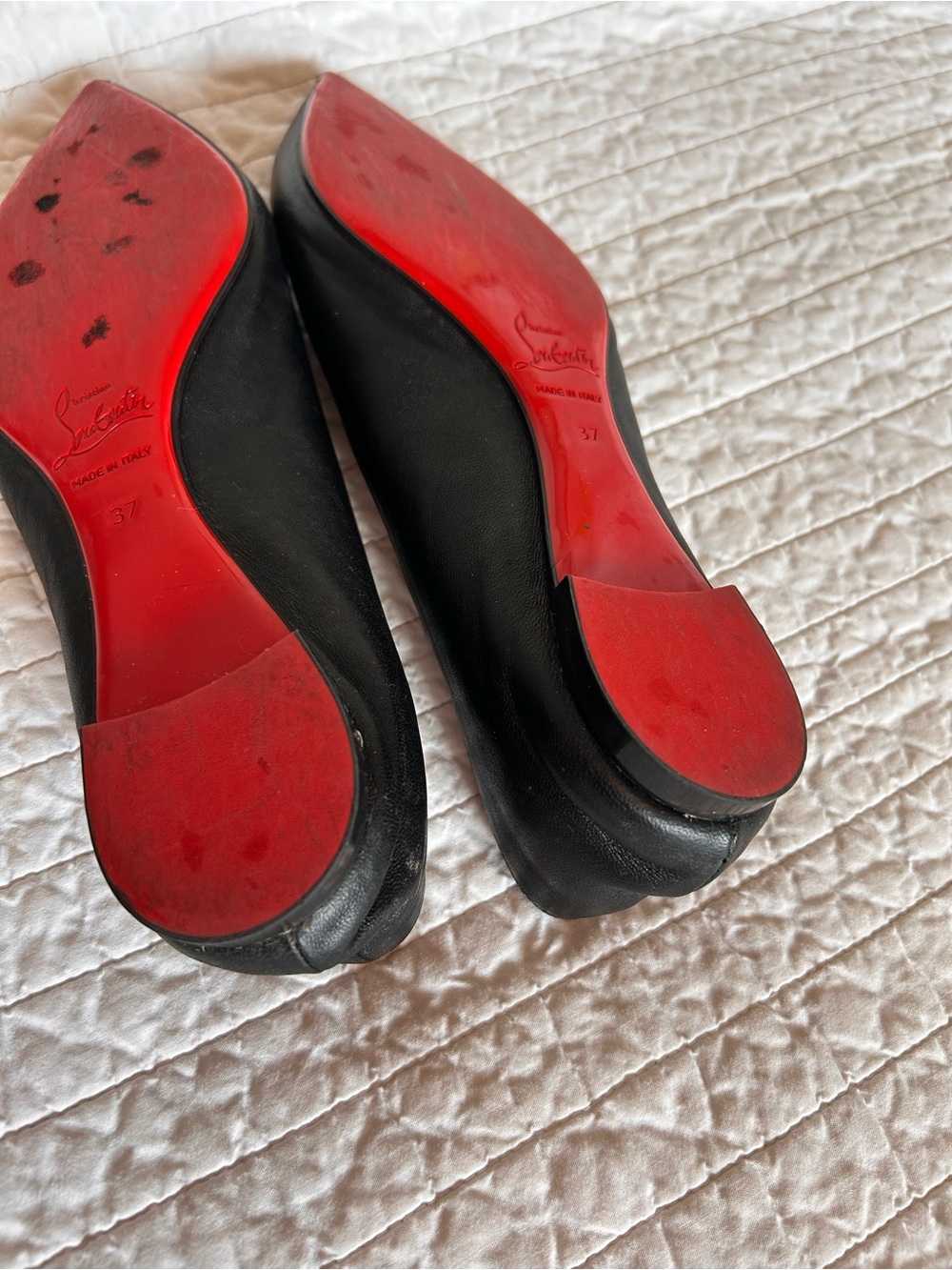 Christian Louboutin Ballala iconic pointy black leather flats. - Picture 6 of 9